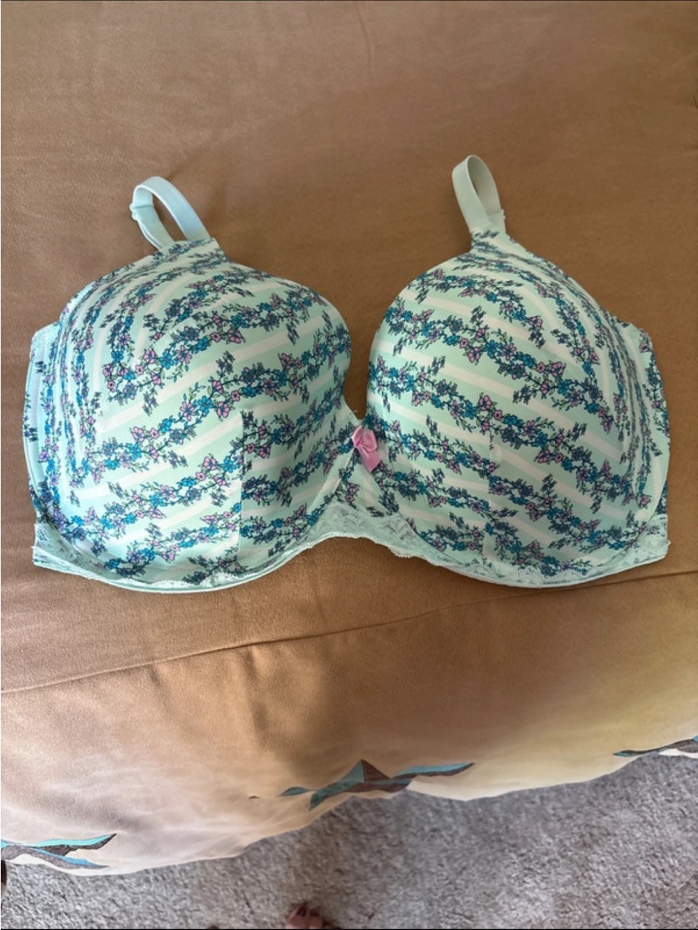Adore Me Mint Green Floral Padded Bra with Pink Bow